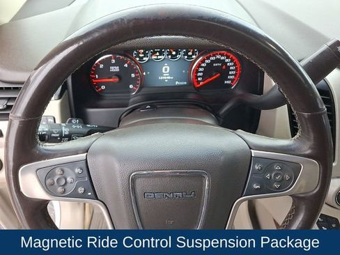 Used 2016 GMC Yukon Denali AWD/4WD image 4