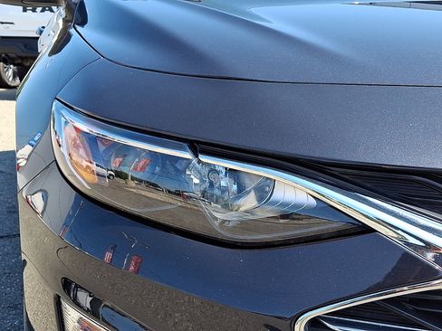 Used 2023 Chevrolet Malibu LT FWD image 10