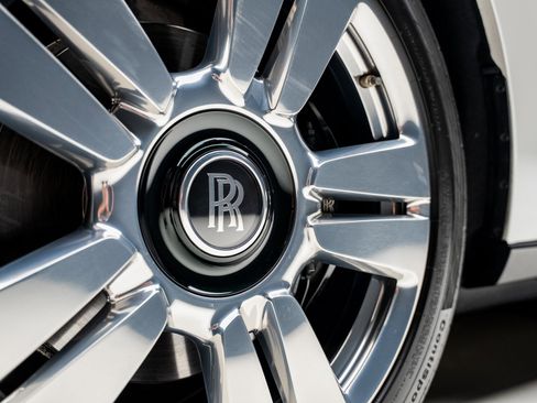 Used 2019 Rolls-Royce Cullinan image 20