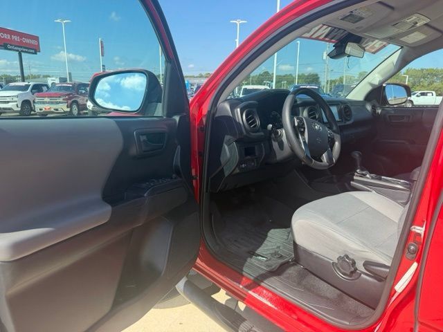 Used 2019 Toyota Tacoma SR w/ SR Convenience Package RWD image 13