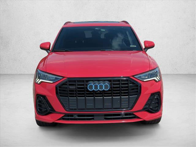 Used 2022 Audi Q3 2.0T Premium Plus w/ Premium Plus Package AWD/4WD image 2