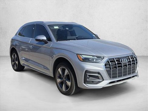 Certified 2022 Audi Q5 2.0T Premium Plus w/ Premium Plus Package image 3