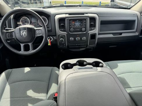 Used 2018 RAM 1500 Express w/ Express Value Package image 10