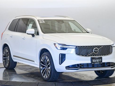 Certified 2025 Volvo XC90 B6 Plus w/ Protection Package Premier image 5