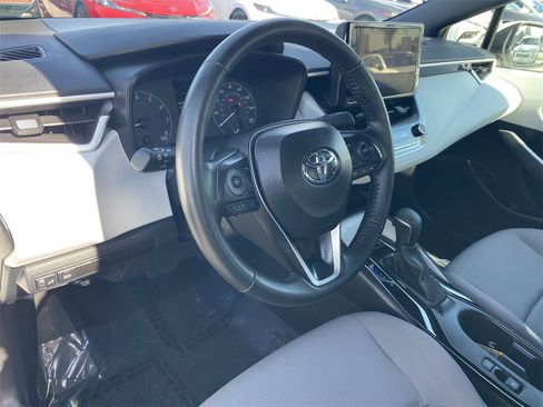 Certified 2025 Toyota Corolla SE image 20