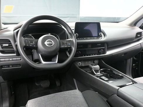 Used 2023 Nissan Rogue SV image 20