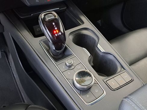 Used 2024 Cadillac XT4 Premium Luxury image 17