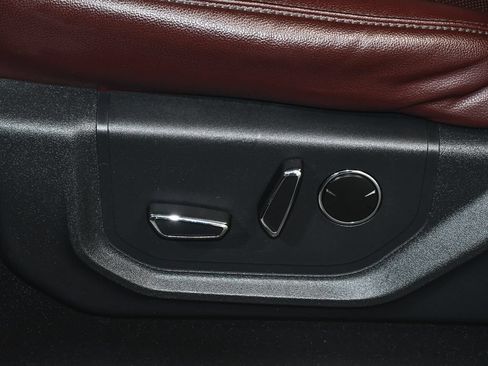 Used 2023 Ford Expedition Limited AWD/4WD image 49