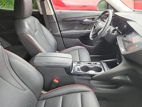 Used 2023 Buick Envision Essence w/ Sport Touring Package AWD/4WD image 12