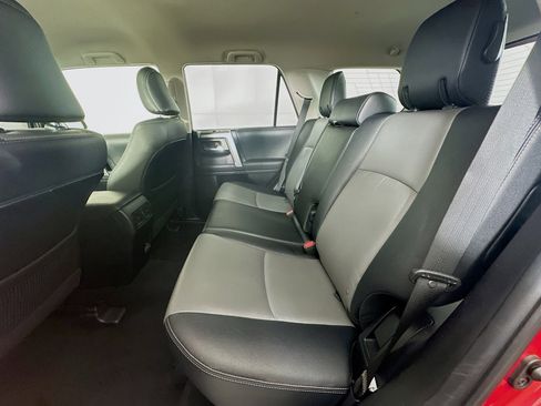 Used 2024 Toyota 4Runner SR5 Premium image 27