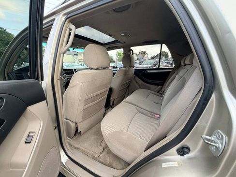 Used 2004 Toyota 4Runner SR5 AWD/4WD image 54