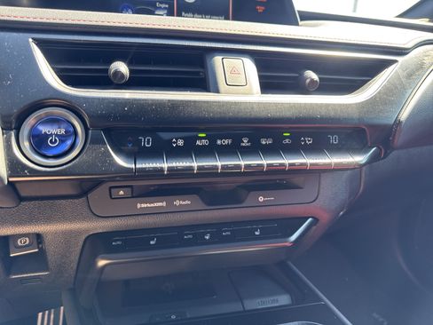 Used 2022 Lexus UX 250h F Sport w/ F Sport Premium Package AWD/4WD image 29