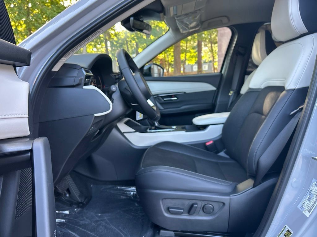 New 2026 MAZDA CX-5 Preferred AWD/4WD image 13