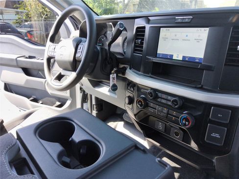 New 2026 Ford F450 XL w/ 360-Degree Camera Package AWD/4WD image 31