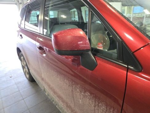 Used 2018 Subaru Forester 2.5i Premium w/ All-Weather Package image 13