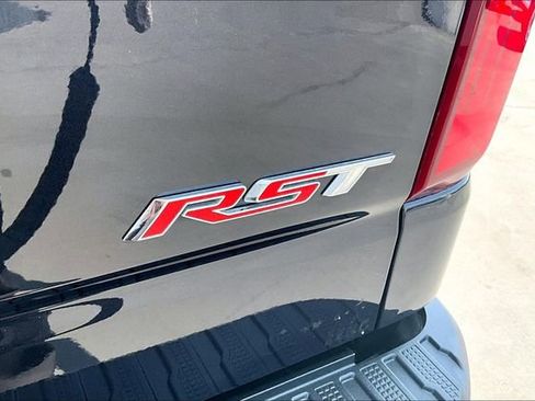 Used 2023 Chevrolet Silverado 1500 RST AWD/4WD image 25