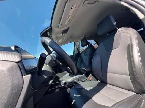 Certified 2023 Kia Niro Wind FWD image 16