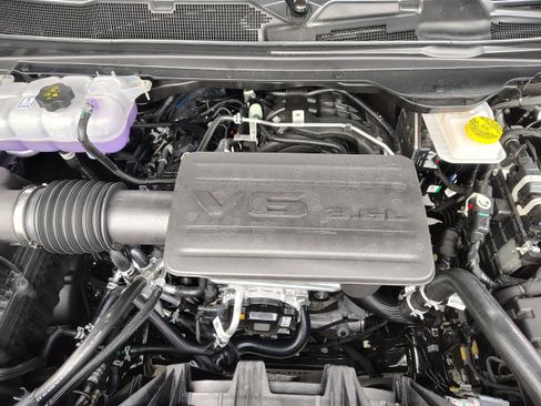 New 2026 RAM 1500 Express image 12