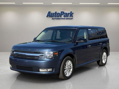 Used 2018 Ford Flex SEL w/ Equipment Group 202A FWD image 3
