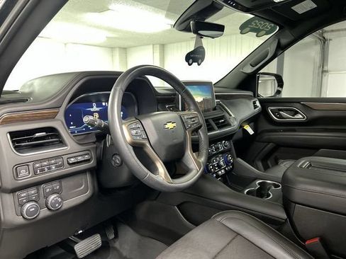 Used 2022 Chevrolet Tahoe High Country AWD/4WD image 10