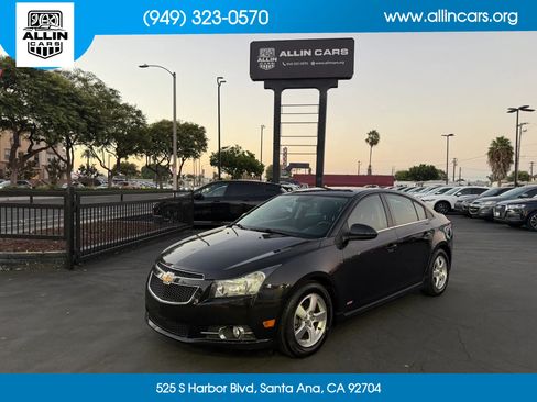 Used 2013 Chevrolet Cruze LT w/ All-Star Edition FWD image 1