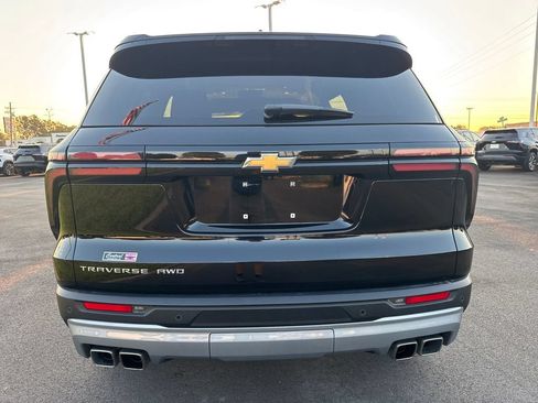 Used 2026 Chevrolet Traverse LT AWD/4WD image 5