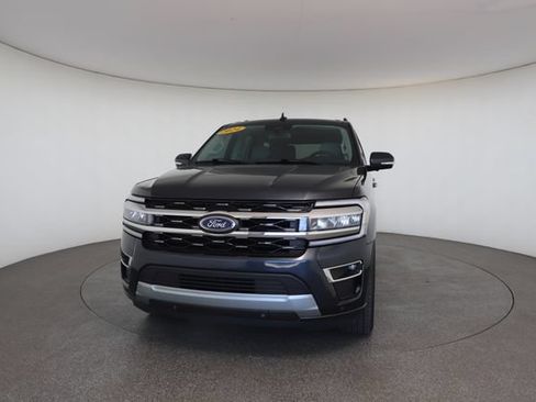 Used 2024 Ford Expedition Limited AWD/4WD image 32
