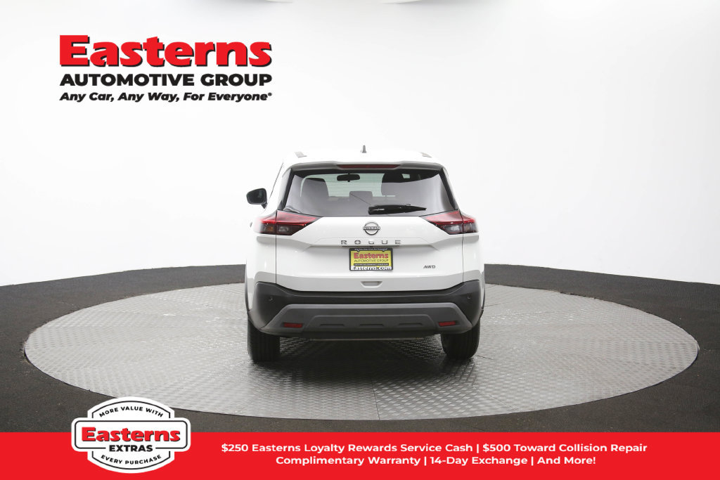 Used 2023 Nissan Rogue S AWD/4WD image 39