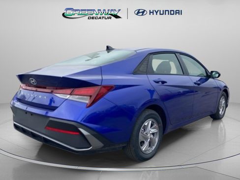 New 2026 Hyundai Elantra SE image 9