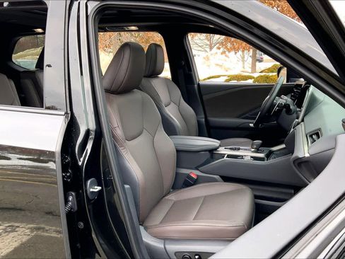 Certified 2025 Lexus TX 350 AWD image 9