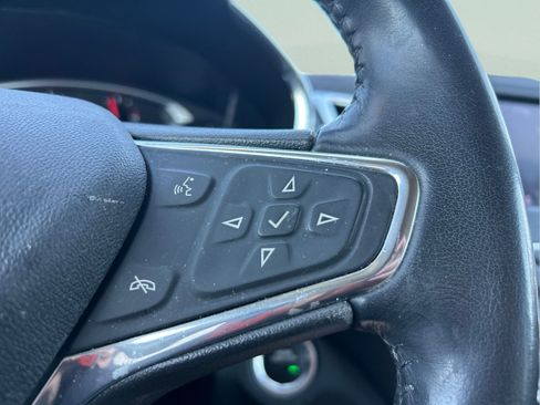 Used 2020 Chevrolet Equinox LT AWD/4WD image 15