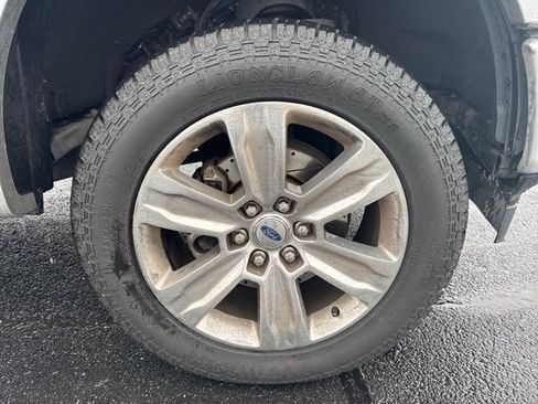 Used 2019 Ford F150 Platinum image 4