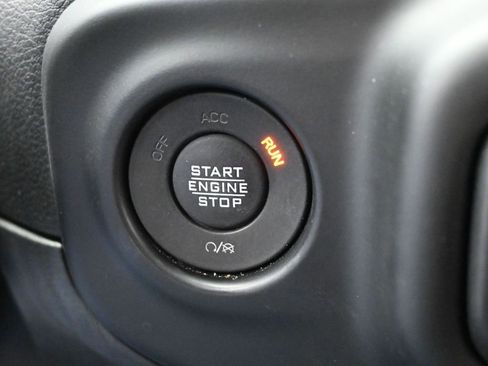 Used 2021 Jeep Wrangler Unlimited Sahara image 21