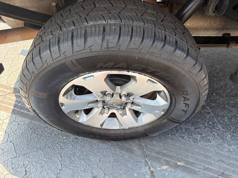 Used 2012 Ford F150 FX4 w/ FX Plus Pkg AWD/4WD image 19