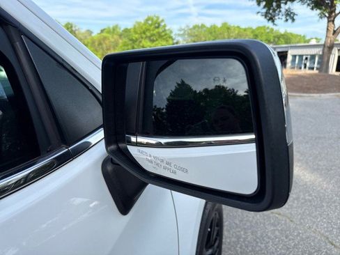 Used 2022 Chevrolet Silverado 1500 LTZ w/ LTZ Premium Package image 15