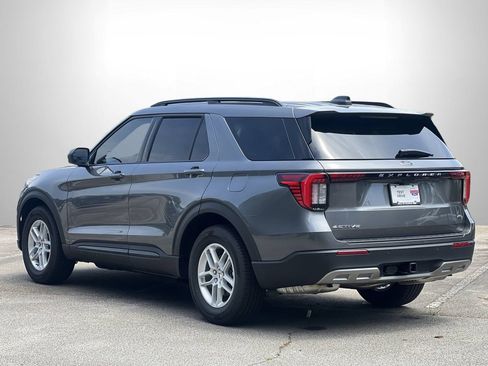 New 2026 Ford Explorer Active w/ Active Comfort Package RWD image 24
