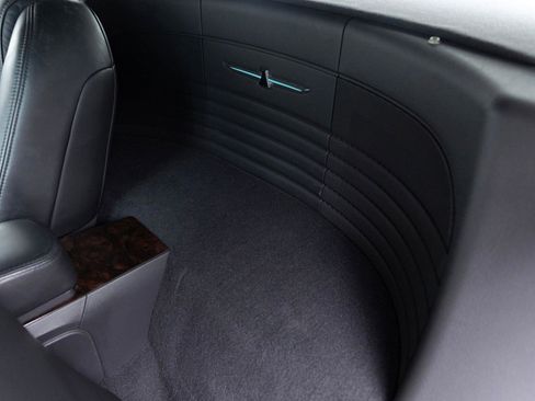 Used 2002 Ford Thunderbird image 39