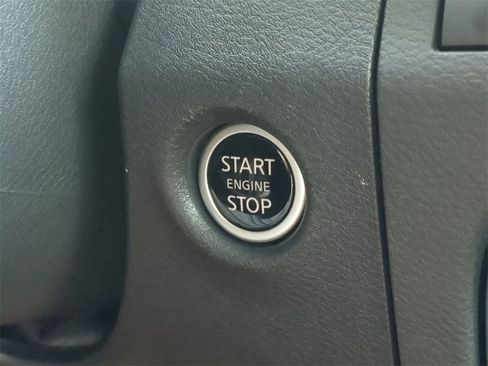 Used 2025 Nissan Frontier PRO-4X w/ Pro Premium Package image 30