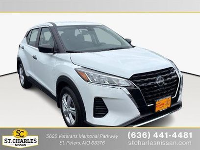 Certified 2025 Nissan Kicks Play S