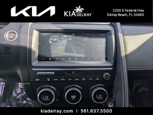 Used 2018 Jaguar E-PACE R-Dynamic SE image 25