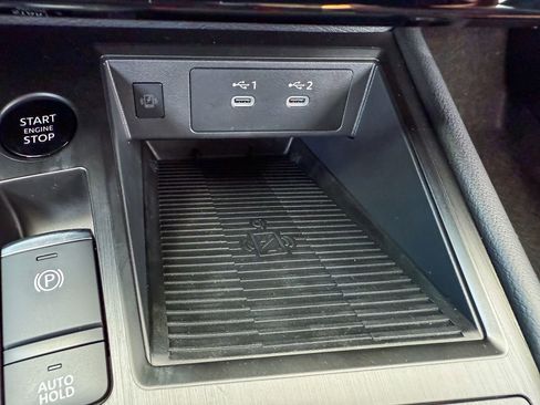 New 2026 Nissan Kicks SR w/ Cold Weather Package image 16