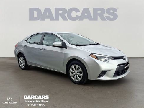 Used 2016 Toyota Corolla LE image 1