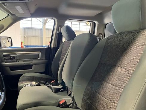 Used 2018 RAM 1500 Big Horn RWD image 23