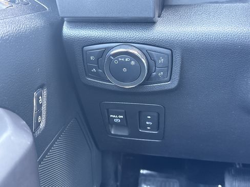 Used 2020 Ford F150 XLT w/ Equipment Group 302A Luxury AWD/4WD image 27