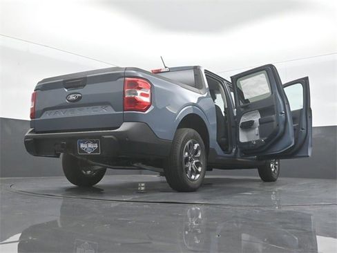 New 2025 Ford Maverick XLT w/ XLT Luxury Package image 29