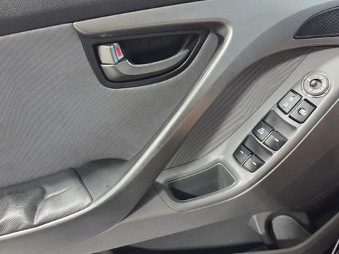 Used 2013 Hyundai Elantra GLS w/ Preferred Pkg FWD image 25