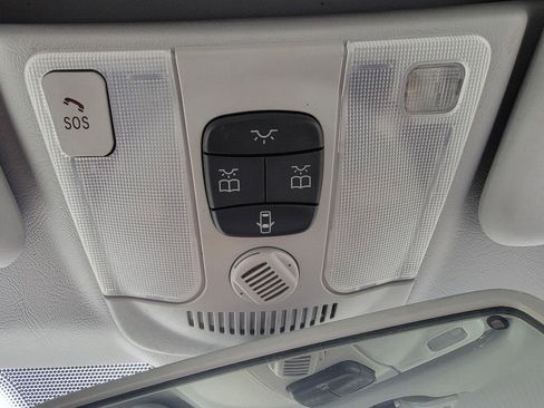 Used 2003 Mercedes-Benz CLK 320 Cabriolet image 30