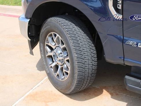 Used 2020 Ford F250 Lariat w/ Lariat Ultimate Package AWD/4WD image 9