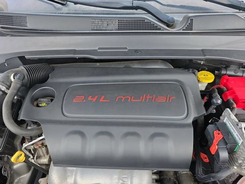 Used 2020 Jeep Compass Latitude w/ Cold Weather Group AWD/4WD image 25