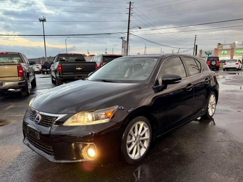 Used 2011 Lexus CT 200h Premium image 13